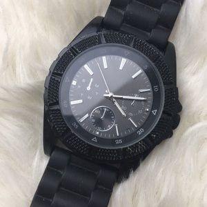 Men’s all black rubber strap sport watch